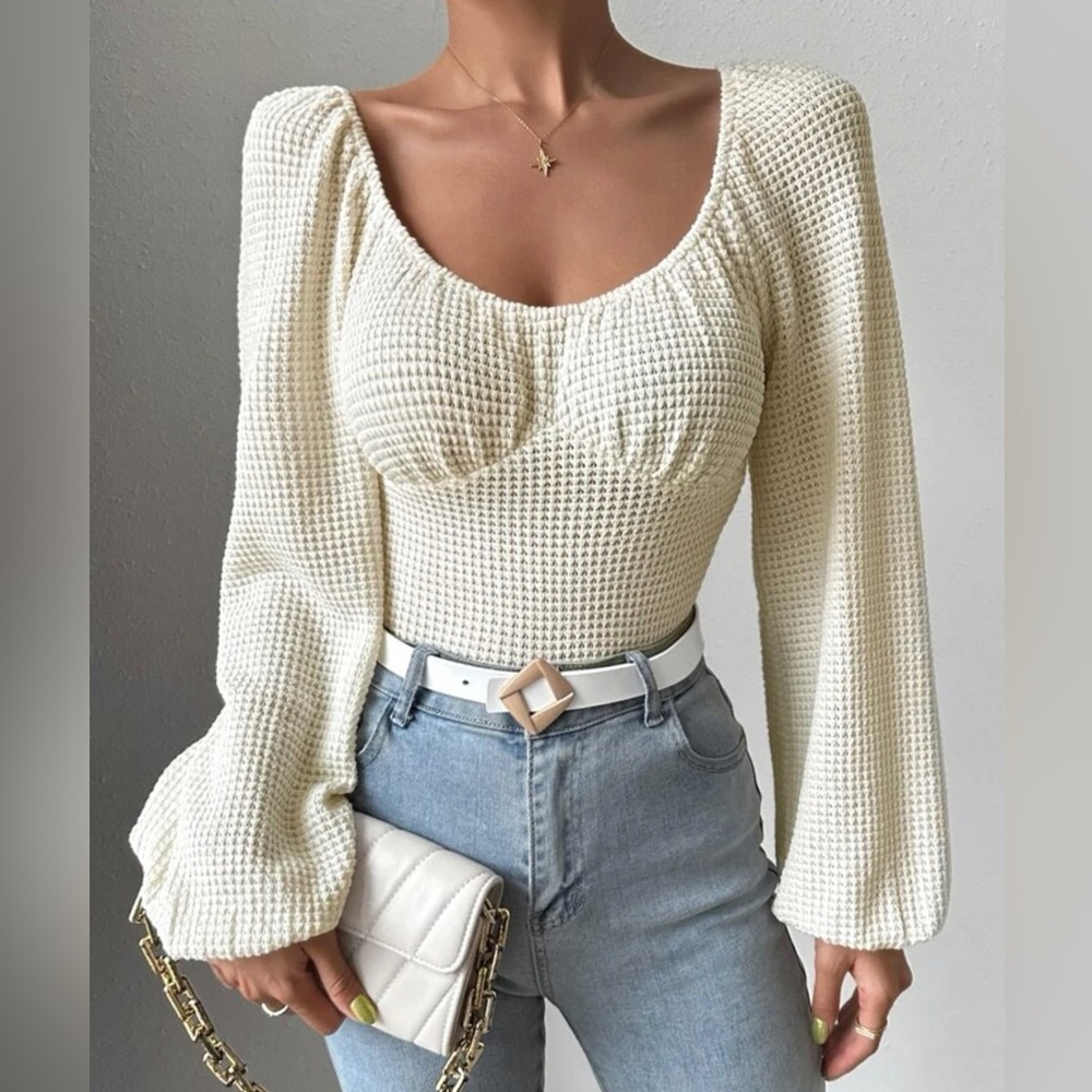 SHEIN Scoop Neck Lantern Sleeve Ruched
Bust Waffle Knit Bodvsuit